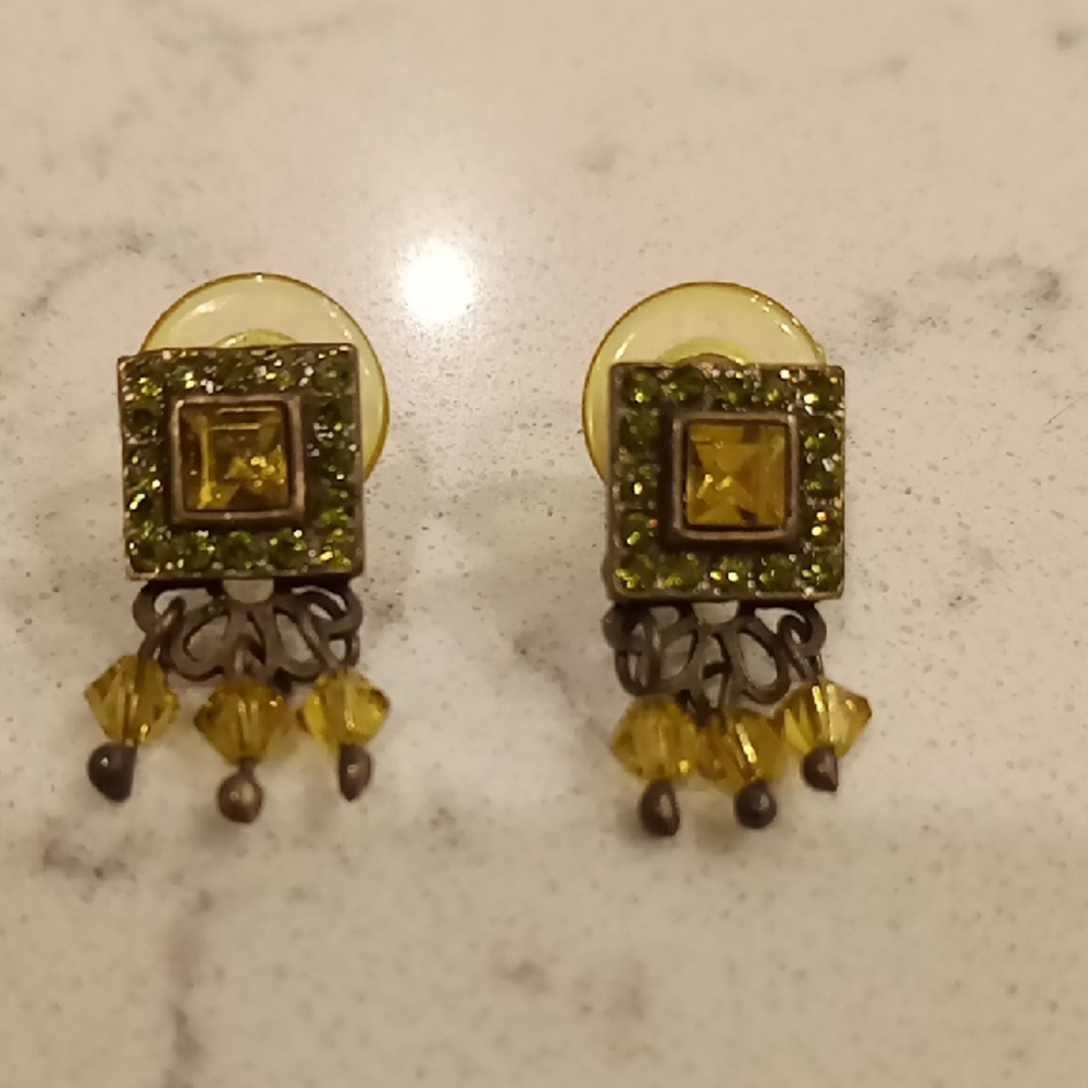 Elegant Green and Yellow Dangle Earrings New